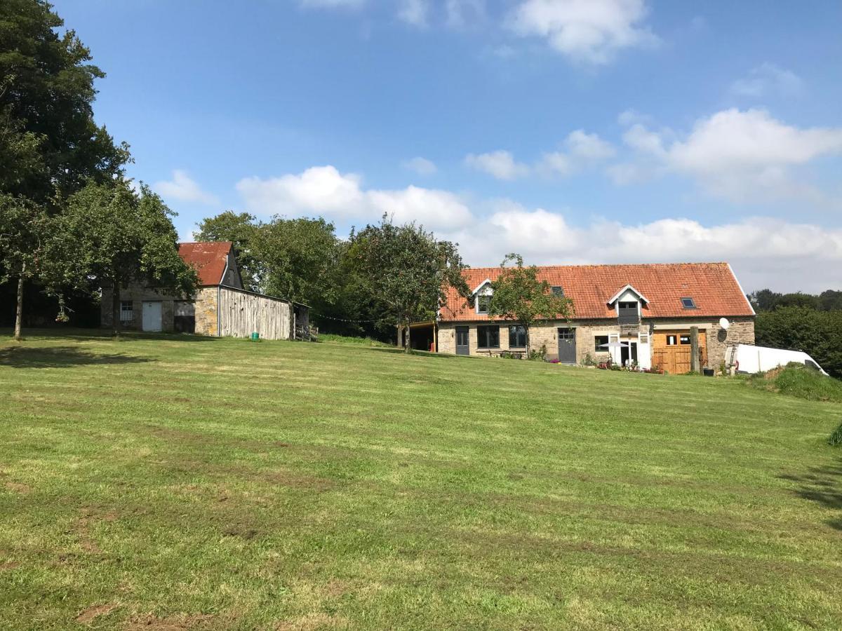 Ferme De Noyes Bed & Breakfast Sourdeval Exterior photo